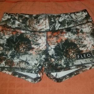 Fleo Shorts